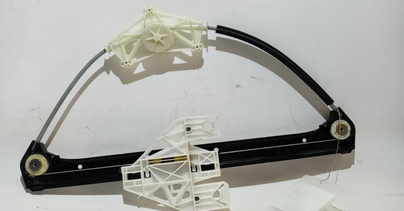 Elevalunas trasero izquierdo