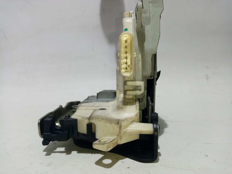 Rear Right Door Lock AUDI Q5 (8R) Imagem-1