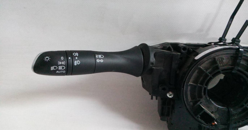 Ensemble leviers d'éclairage et essuie-glace RENAULT Megane IV (B9A/M_) Imagem-2