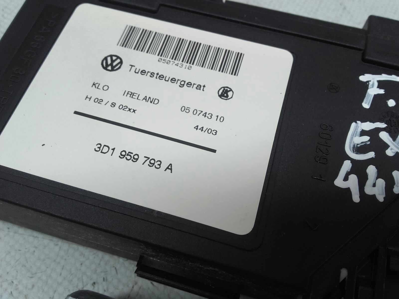 Motor vidro frente esquerdo VOLKSWAGEN Touareg (7L) Imagem-3