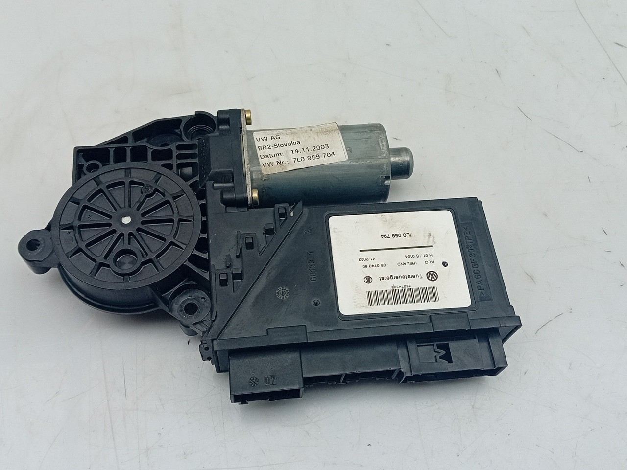 Motor vidro trás direito VOLKSWAGEN Touareg (7L) Imagem-1