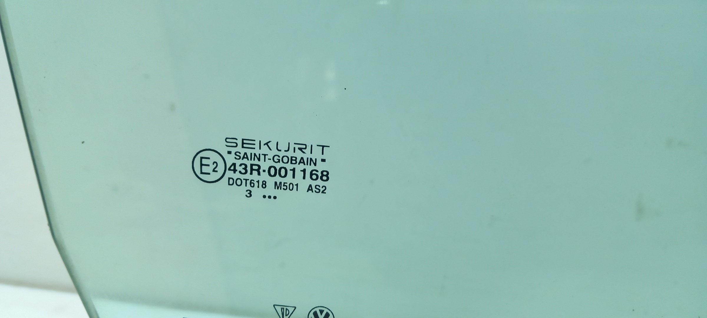 Vidrio puerta Delantero Derecho VOLKSWAGEN Touareg (7L) Imagem-1