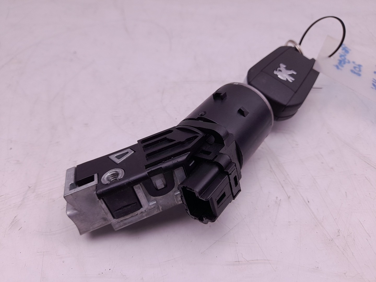 Ignition barrel PEUGEOT 208 Imagem-1
