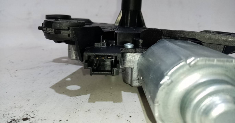 Essuie-glace moteur arrière RENAULT Kadjar (HA_, HL_) Imagem-1