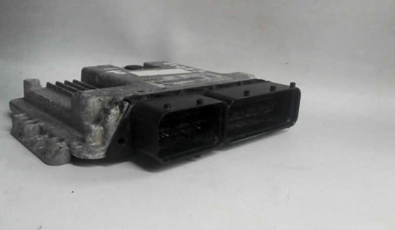 Centralina motore / ECU HYUNDAI i30 (FD) Imagem-1