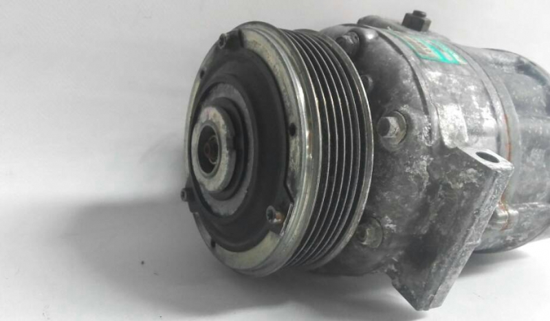 AC compressor VOLKSWAGEN Passat (3C2) Imagem-1