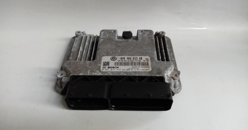 Engine control unit / ECU