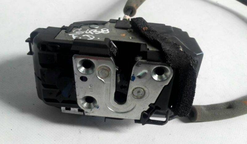 Serrure Avant Droite NISSAN Note (E12) Imagem-0