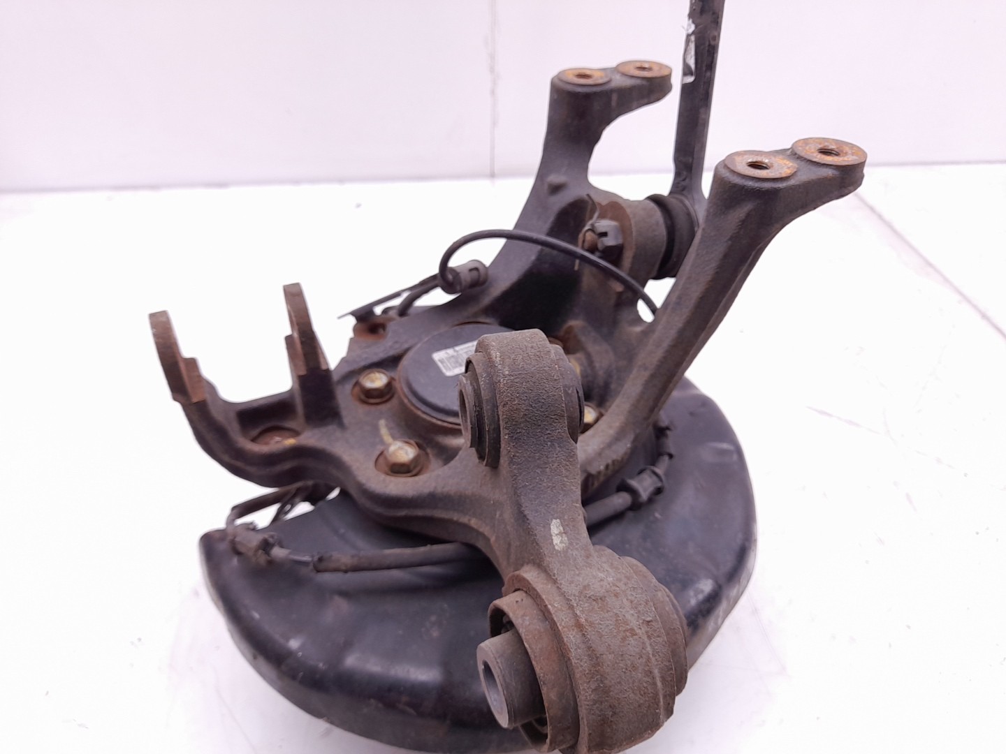 Left rear steering knuckle KIA Ceed (JD) Imagem-1
