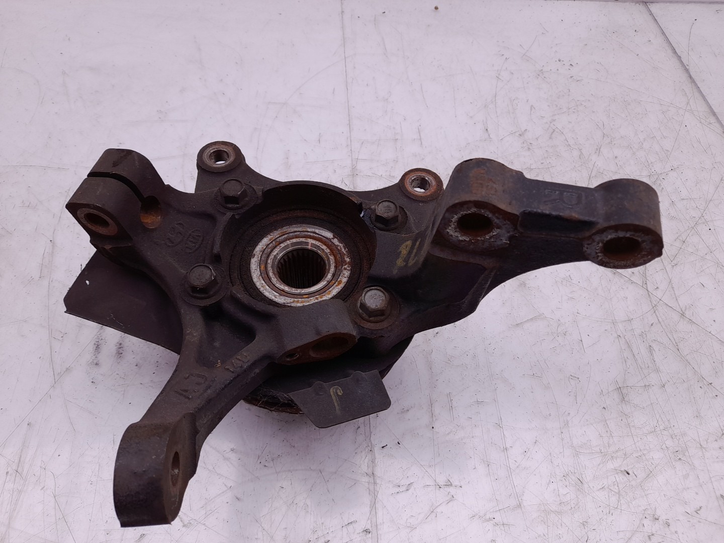 Right front steering knuckle KIA Ceed (JD) Imagem-1