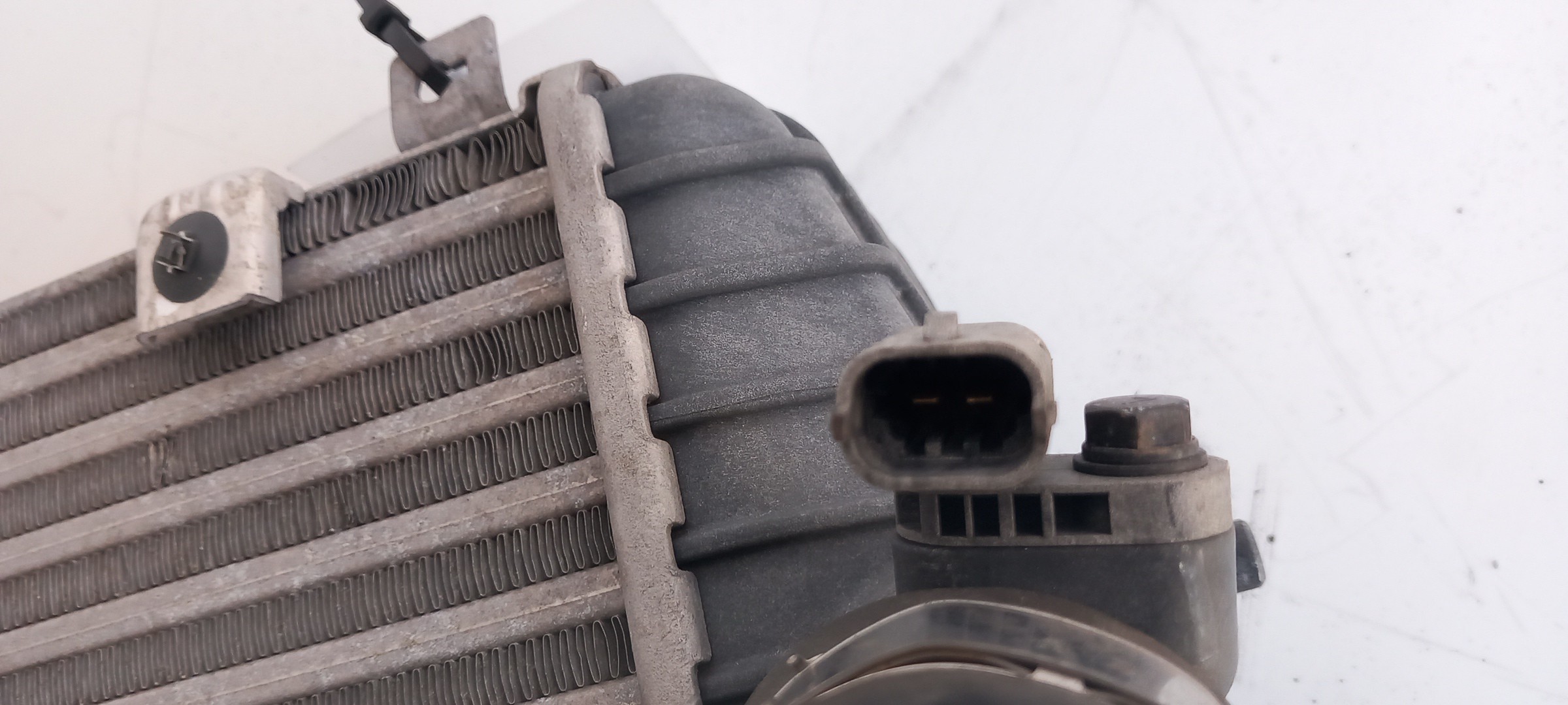 Radiateur d'intercooler HYUNDAI i40 (VF) Imagem-2