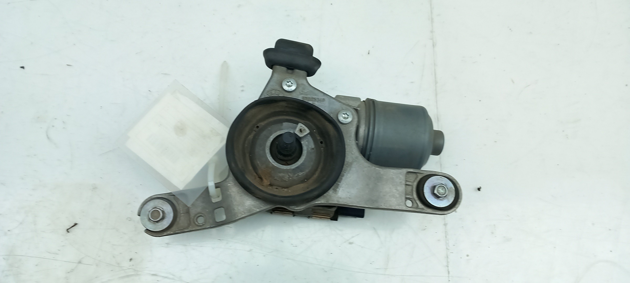 Essuie-glace moteur avant