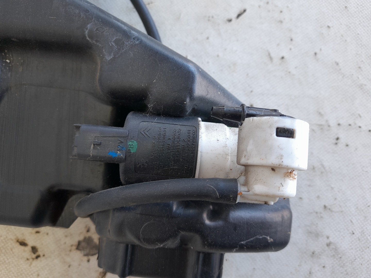 Réservoir lave-glace CITROËN C4 Picasso II Imagem-2