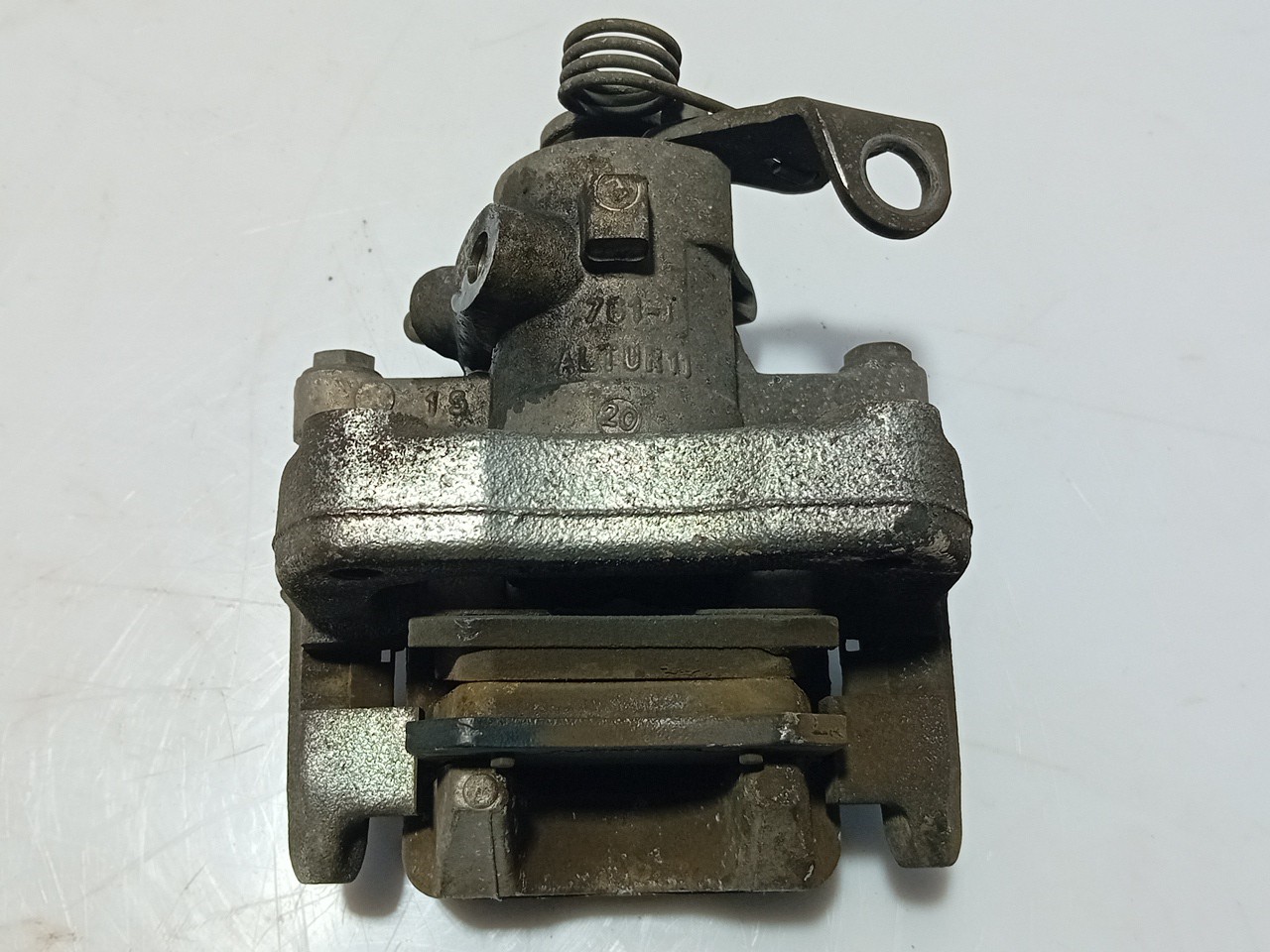 Pinza de freno Trasero Derecho CITROËN C4 II (B7) Imagem-1