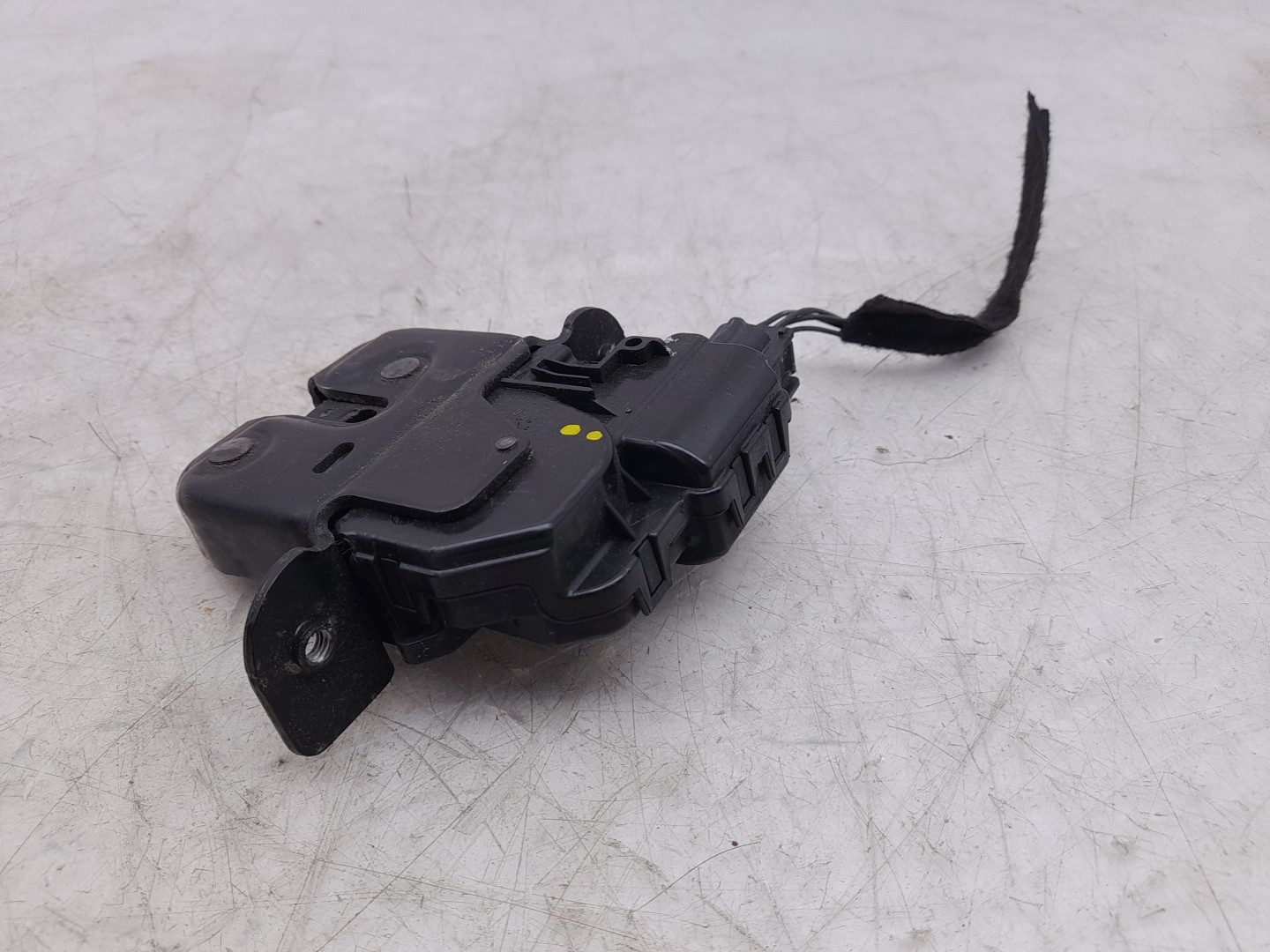 Fechadura / fecho da mala RENAULT Megane IV (B9A/M_) Imagem-1