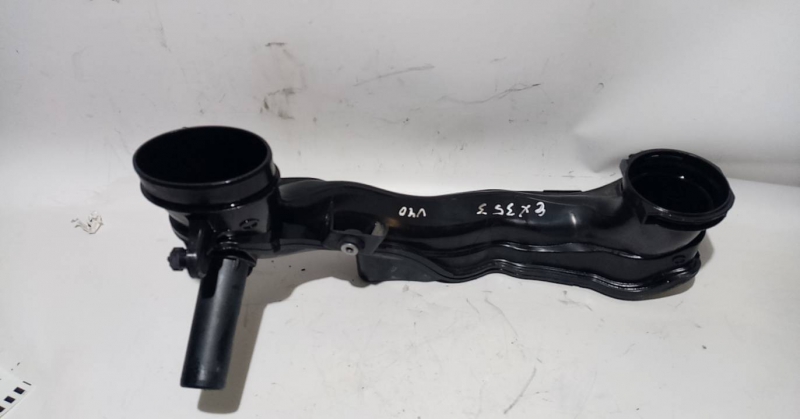 Tubo intercooler VOLVO V40 Hatchback Imagem-2