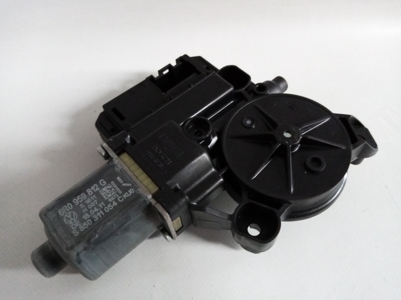 Motor vidro trás direito VOLKSWAGEN Polo (6R, 6C) Imagem-1