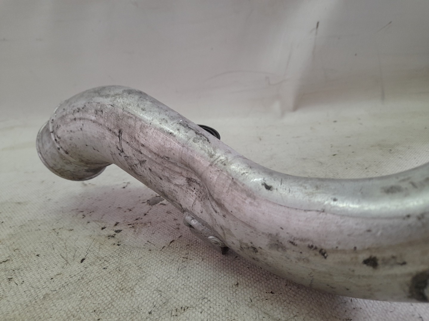 Tubo intercooler VOLKSWAGEN Golf V Variant (1K5) Imagem-1