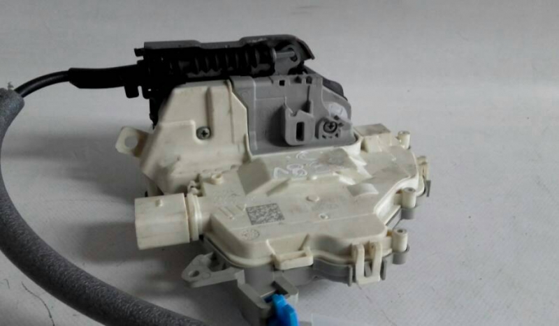 Rear Right Door Lock AUDI A3 (8V1, 8VK) Imagem-1