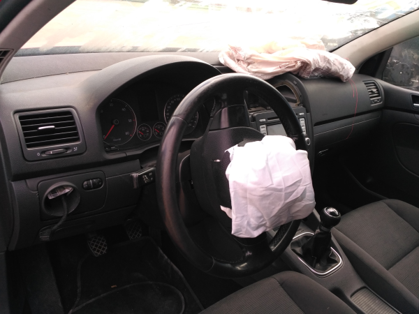Golf V  VOLKSWAGEN Golf V (1K1) Imagem-14