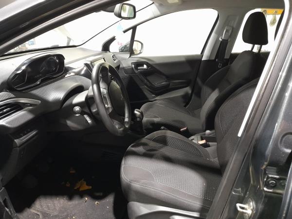 208 PEUGEOT 208 Imagem-12