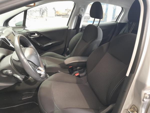 208 PEUGEOT 208 Imagem-8
