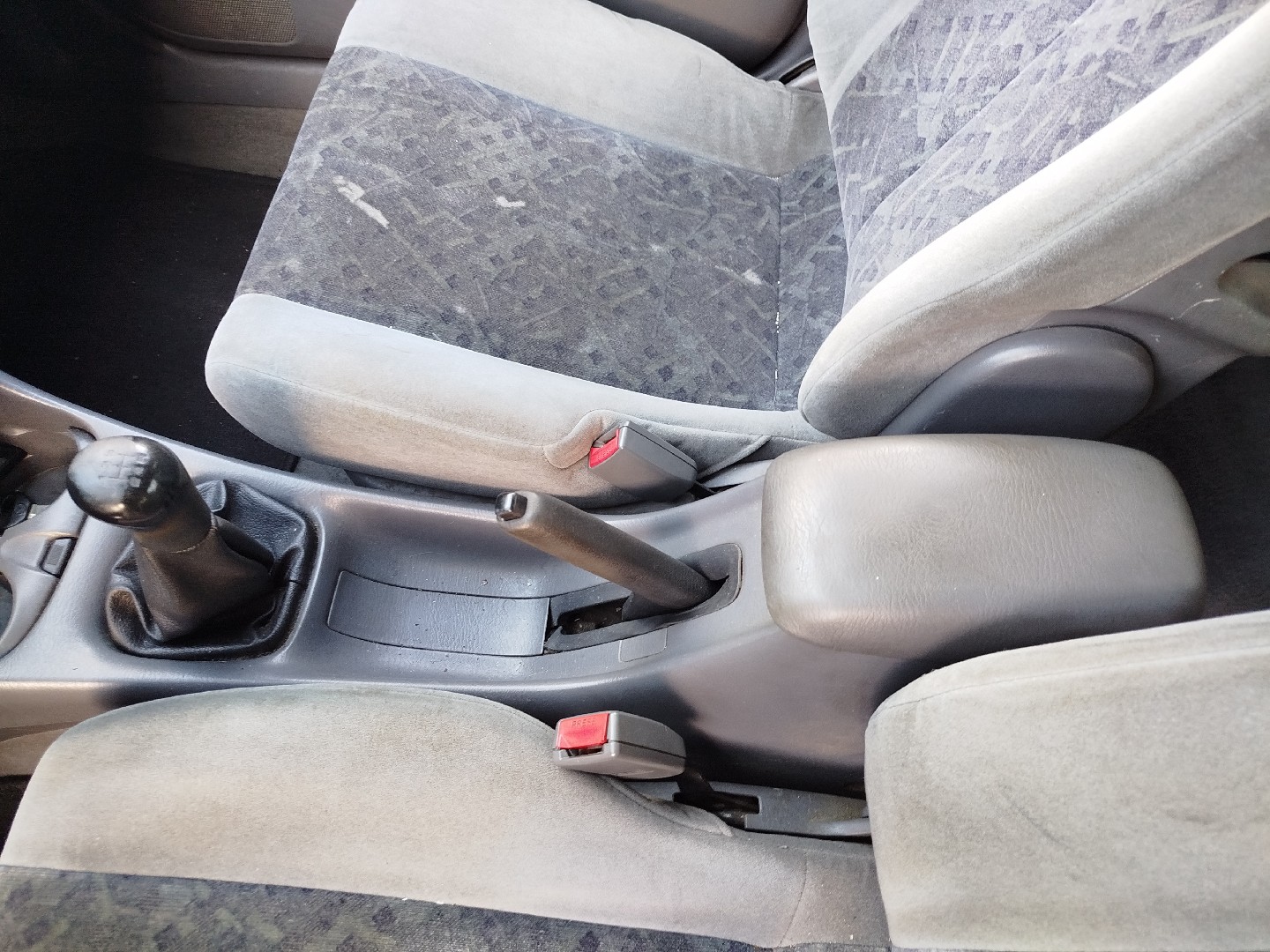 323 S VI  MAZDA 323 S VI (BJ) Imagem-7