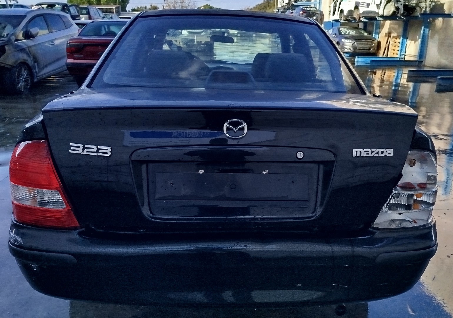 323 S VI  MAZDA 323 S VI (BJ) Imagem-5