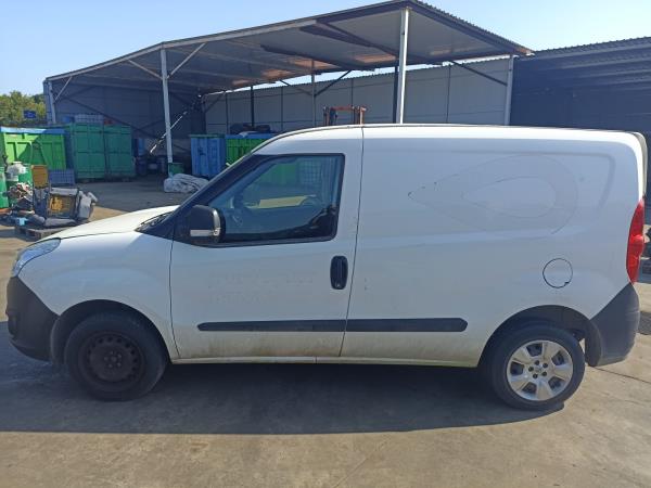 Combo Furgão/Combi  OPEL Combo Furgão/Combi (X12) Imagem-3