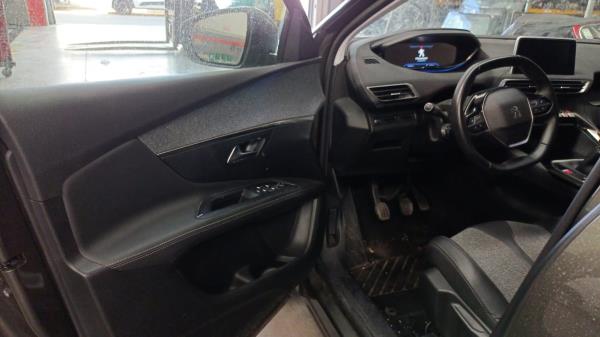 3008 II  PEUGEOT 3008 II (M_) Imagem-6