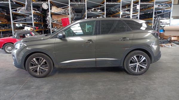 3008 II  PEUGEOT 3008 II (M_) Imagem-13
