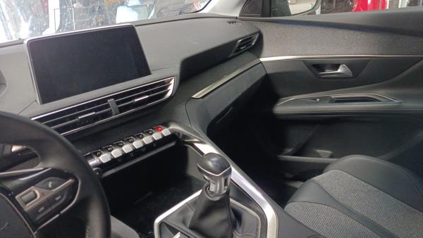 3008 II  PEUGEOT 3008 II (M_) Imagem-14