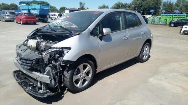 Auris Hatchback  TOYOTA Auris Hatchback (_E15_) Imagem-2