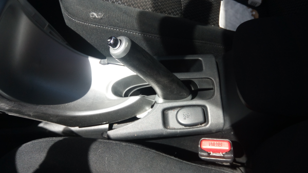 Auris Hatchback  TOYOTA Auris Hatchback (_E15_) Imagem-9