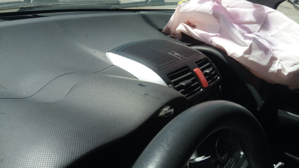 Auris Hatchback  TOYOTA Auris Hatchback (_E15_) Imagem-13