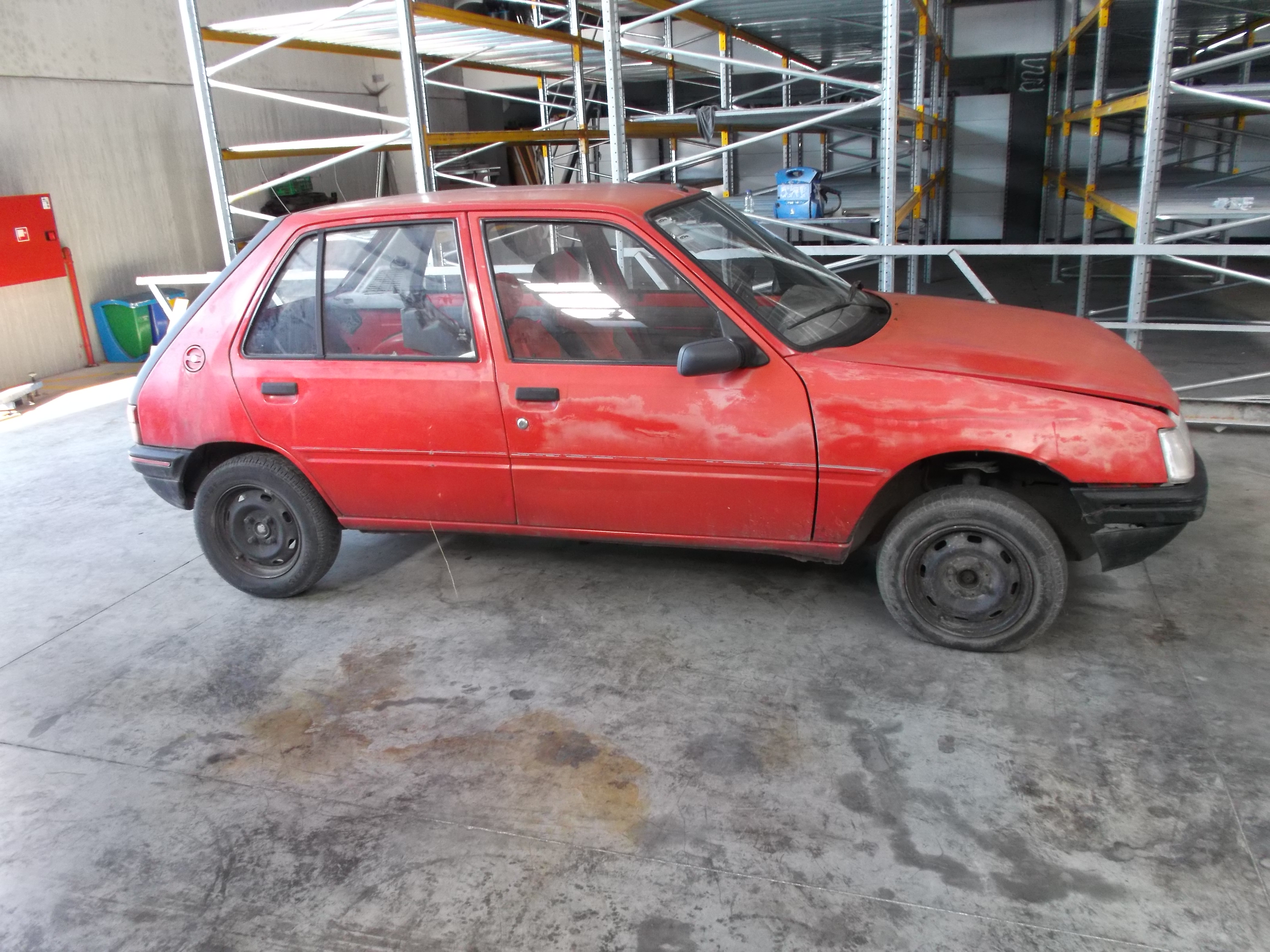 205 II  PEUGEOT 205 II (20A/C) Imagem-1
