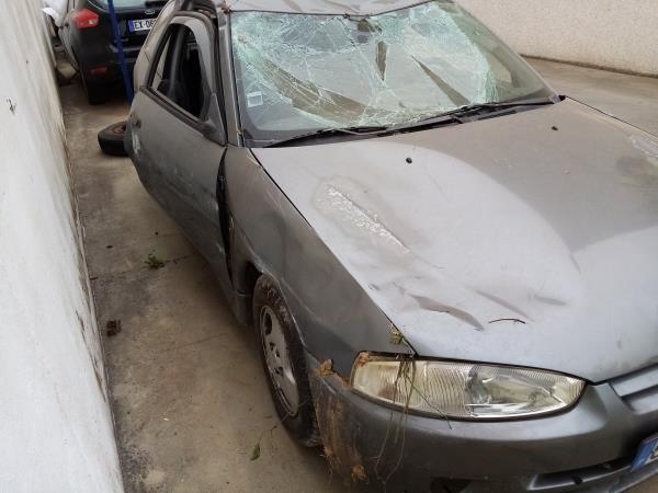 Colt V  MITSUBISHI Colt V (CJ_, CP_) Imagem-1