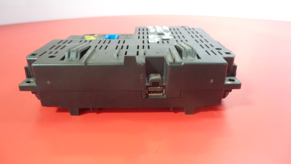 Scatola fusibili / SAM / BSI FIAT Grande Punto (199_) Imagem-2