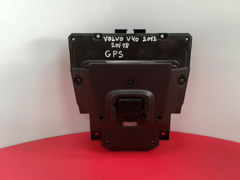 Autoradio VOLVO V40 Hatchback Imagem-1
