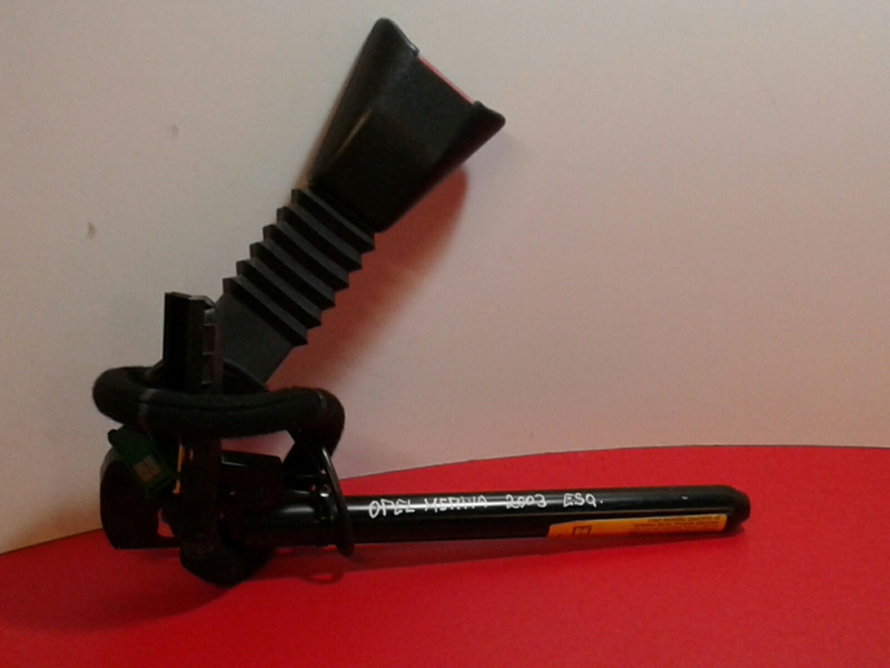 Left front seatbelt pretensioner OPEL Meriva A