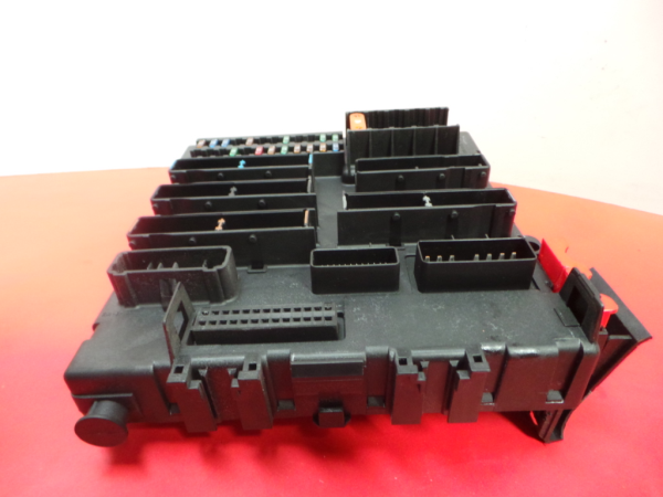 Scatola fusibili / SAM / BSI SAAB 9-3 Hatch (YS3D)