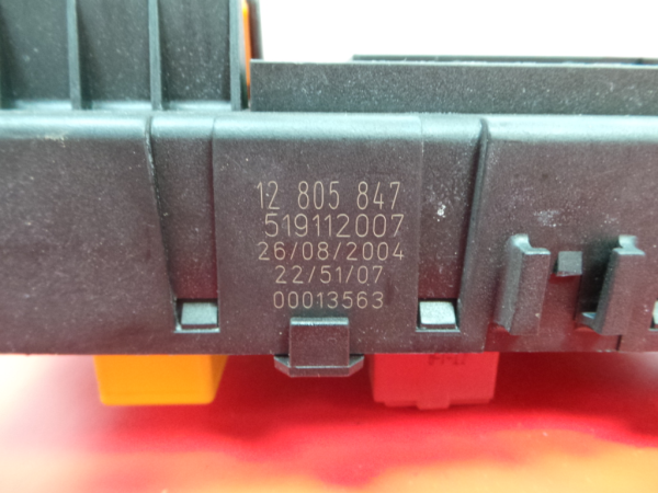 Scatola fusibili / SAM / BSI SAAB 9-3 Hatch (YS3D) Imagem-3