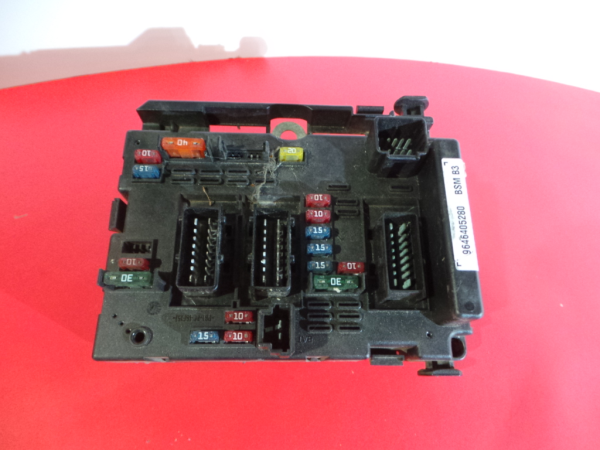 Fuse box / SAM / BSI CITROËN Berlingo (MF) Imagem-1