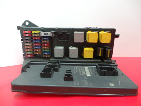 Caja fusibles / SAM / BSI VOLKSWAGEN Crafter (2E) Imagem-0