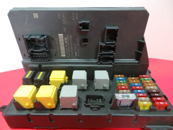 Caja fusibles / SAM / BSI VOLKSWAGEN Crafter (2E) Imagem-2