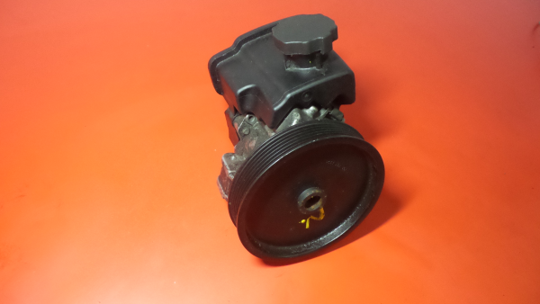 Pompe de direction assistée MERCEDES-BENZ Classe C (W204) Imagem-3