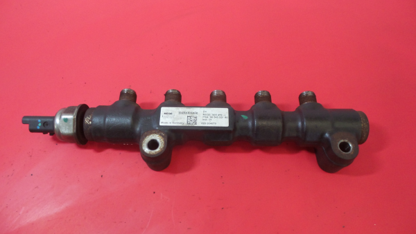 Rampa de inyección PEUGEOT 3008 I (0U_) Imagem-1