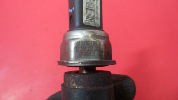 Rampa de inyección PEUGEOT 3008 I (0U_) Imagem-3