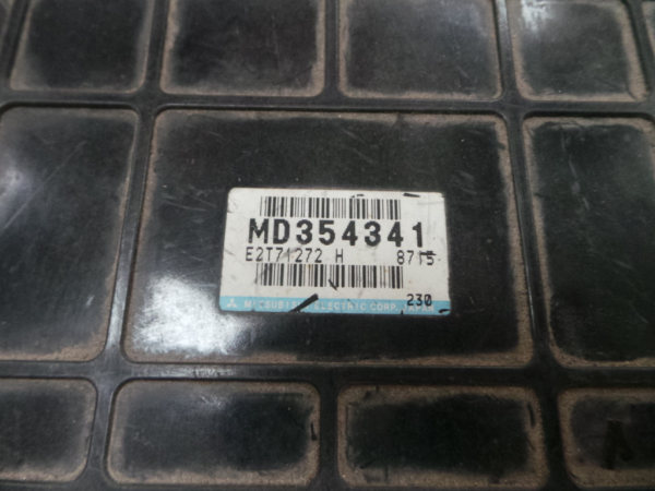 Calculateur /  Unité de contrôle moteur MITSUBISHI Space Star Combi (DG_A) Imagem-2