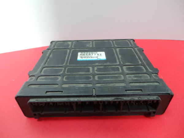 Centralina motor / ECU MITSUBISHI Space Star Combi (DG_A)